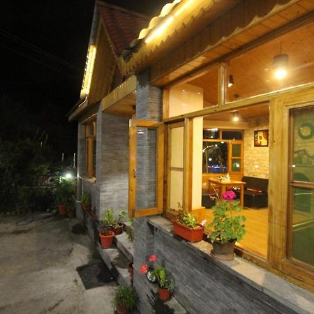Holiday Hill Mountain View With Balcony McLeod Ganj Bagian luar foto